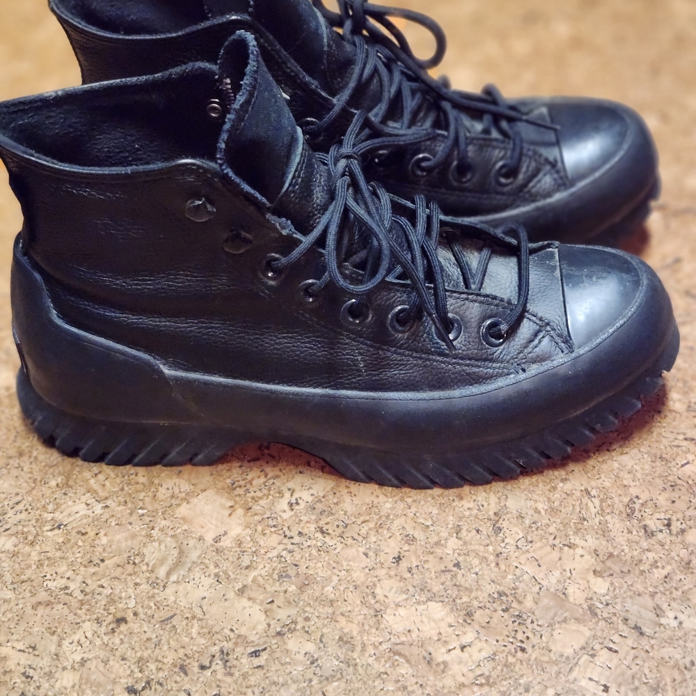 Converse black shoes/boot